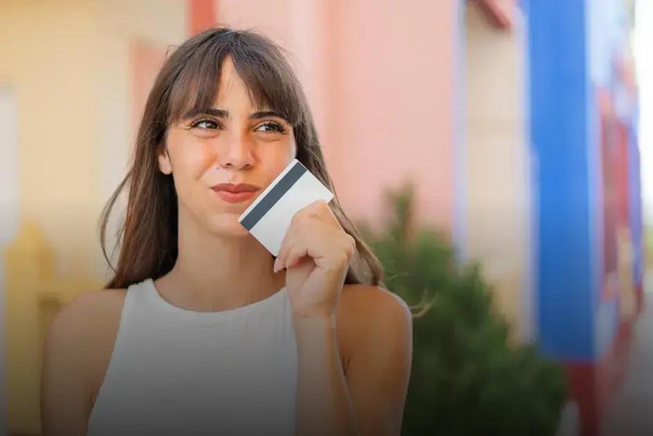 Cartão de crédito caixa tem para negativado: o que você precisa saber