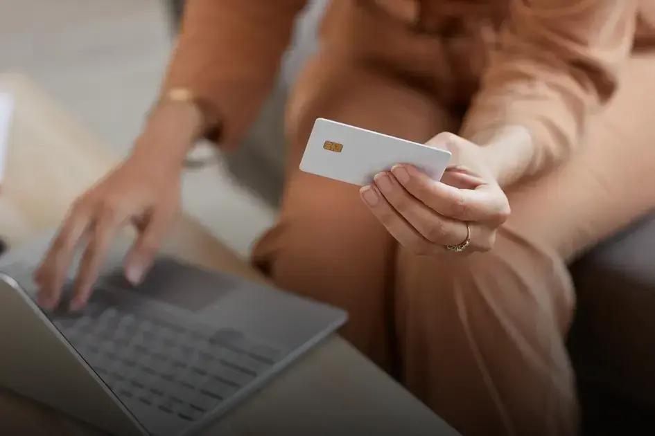 Melhor cartão de crédito para negativados 2022: o que você precisa saber